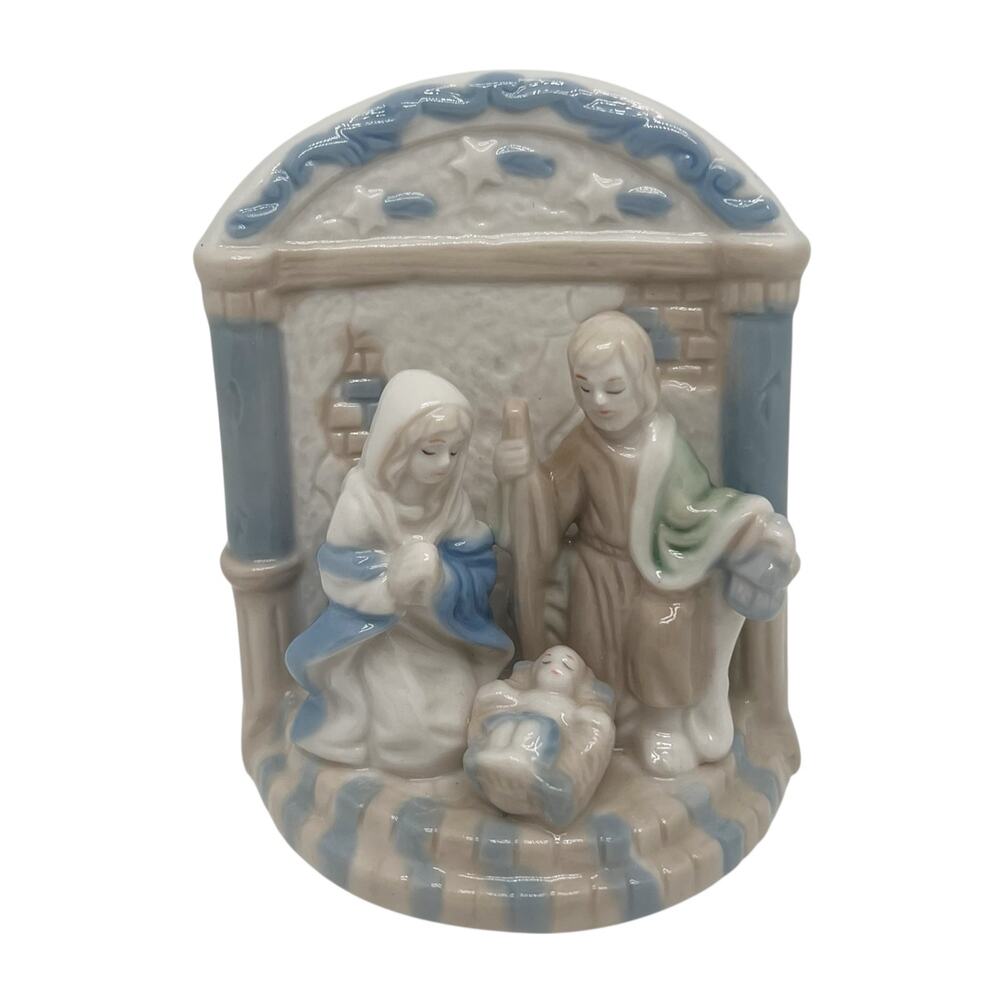 Vintage Porcelain One Piece Tabletop Christmas Nativity Scene New in Box